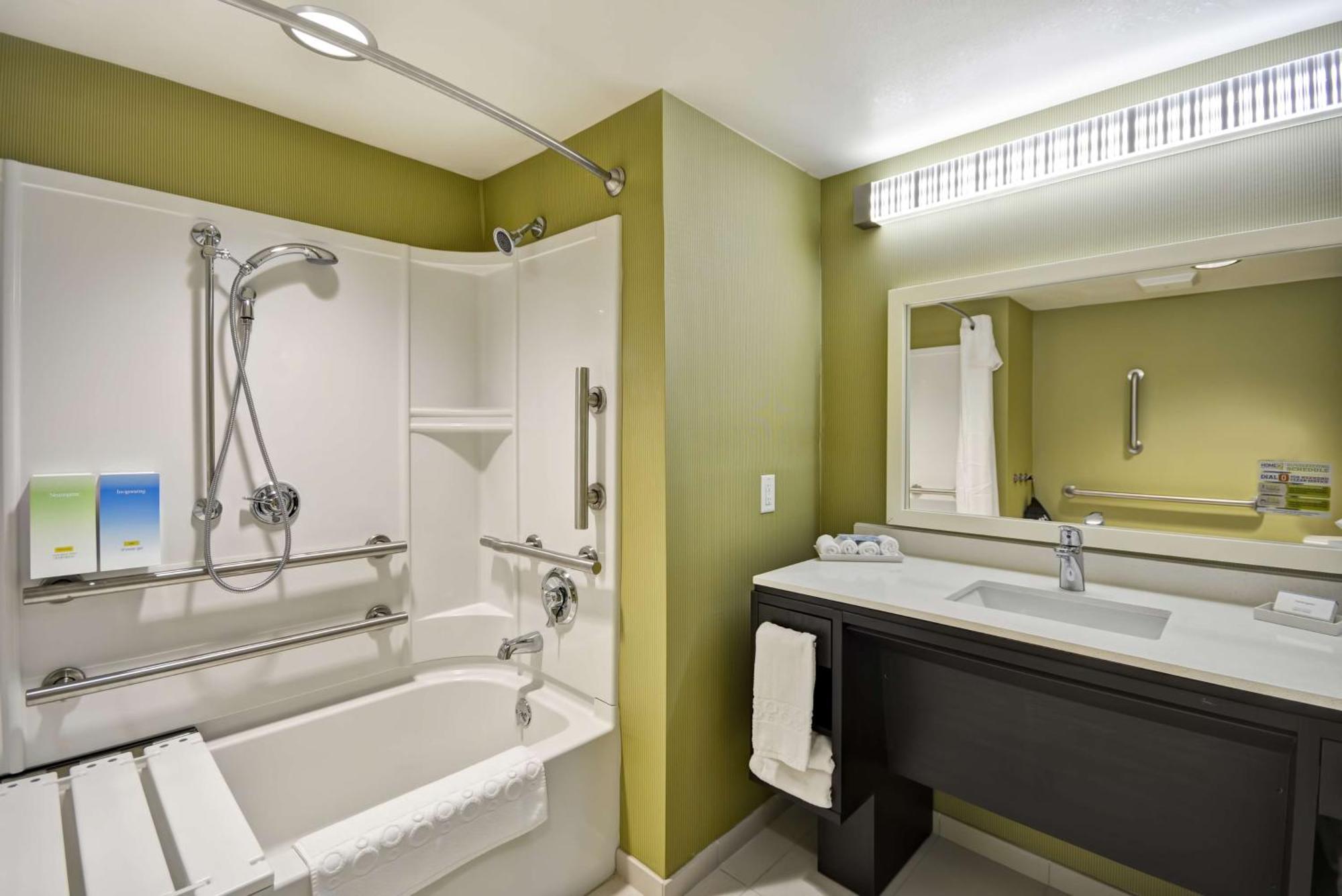 Home2 Suites By Hilton אוסווגו מראה חיצוני תמונה